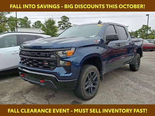 2022 Chevrolet Silverado 1500 Custom Trail Boss