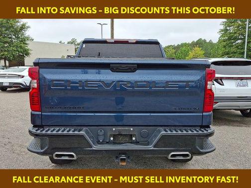 2022 Chevrolet Silverado 1500 Custom Trail Boss