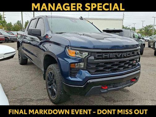 2022 Chevrolet Silverado 1500 Custom Trail Boss