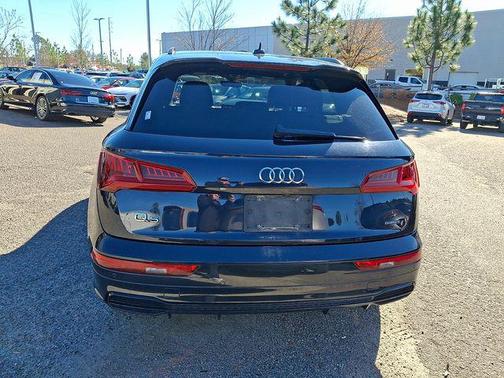 2020 Audi Q5 45 Titanium Premium