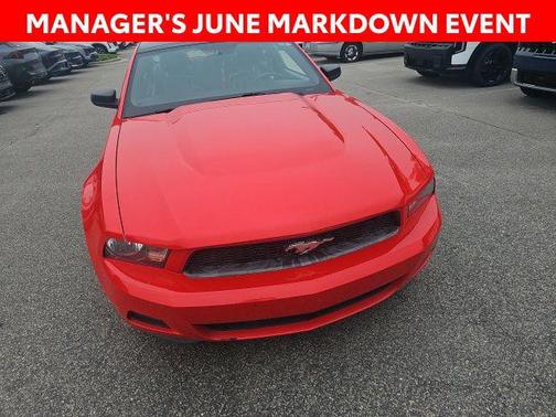Black 2012 Ford Mustang V6 Premium
