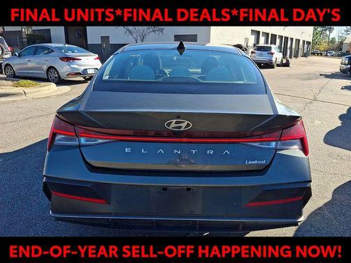 2024 Hyundai ELANTRA Limited