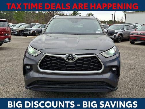 2023 Toyota Highlander XLE