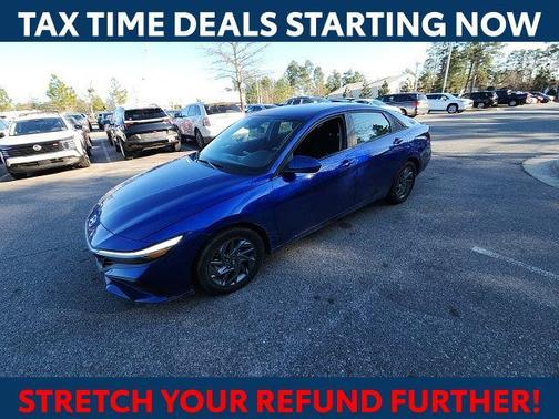 2024 Hyundai ELANTRA SEL