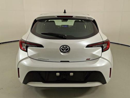 Wind Chill Pearl 2026 Toyota Corolla SE