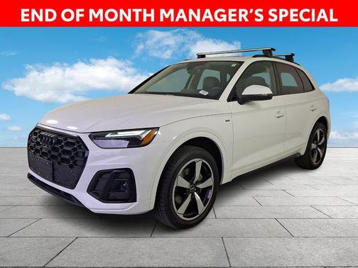 Ibis White 2023 Audi Q5 45 S line Premium Plus