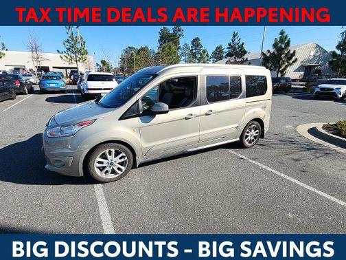2015 Ford Transit Connect Titanium w/Rear Liftgate