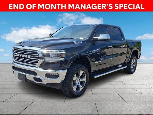 Diamond Black Crystal Pearlcoat 2021 RAM 1500 Laramie