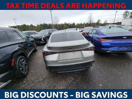 2022 Lexus IS 300 Base