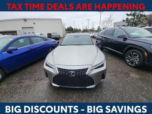2022 Lexus IS 300 Base