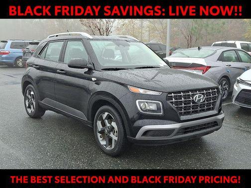 2024 Hyundai VENUE SEL