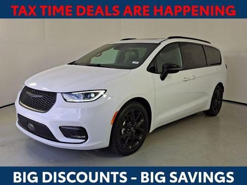 2025 Chrysler Pacifica Limited