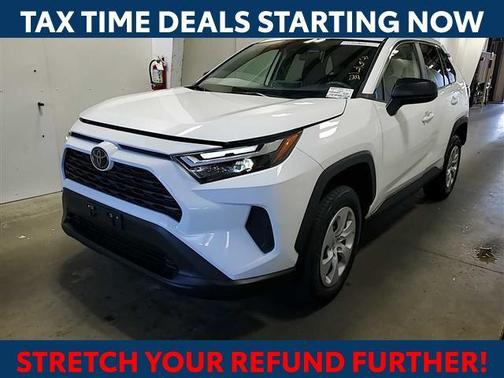 2024 Toyota RAV4 LE