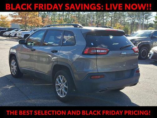 2017 Jeep Cherokee Sport