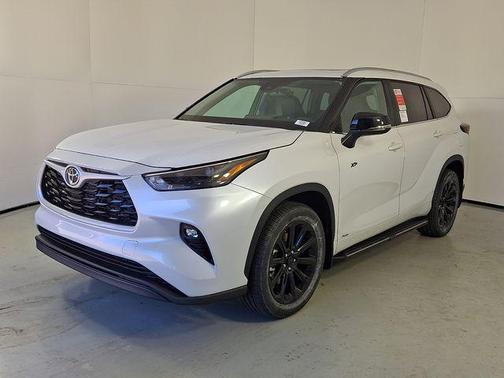 2026 Toyota Highlander Hybrid XLE