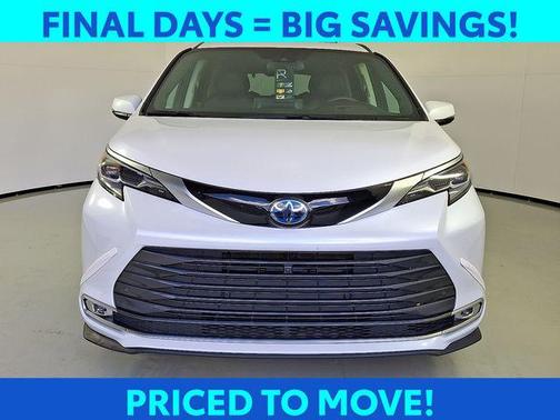 2024 Toyota Sienna Platinum