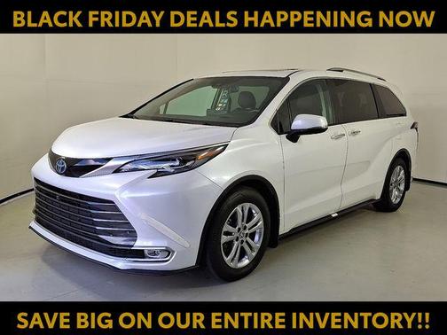 2024 Toyota Sienna Platinum