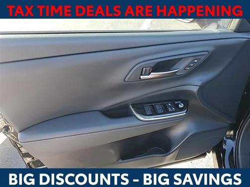 2025 Toyota Crown Signia XLE