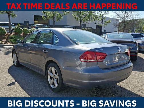 2015 Volkswagen Passat 1.8T Limited Edition