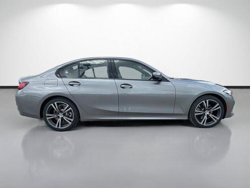 Skyscraper Gray Metallic 2023 BMW 330 i