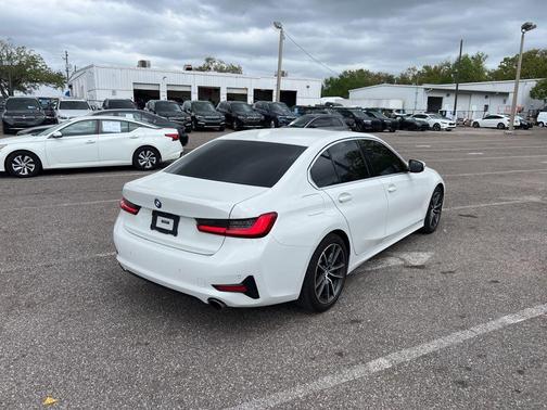 2020 BMW 330 i