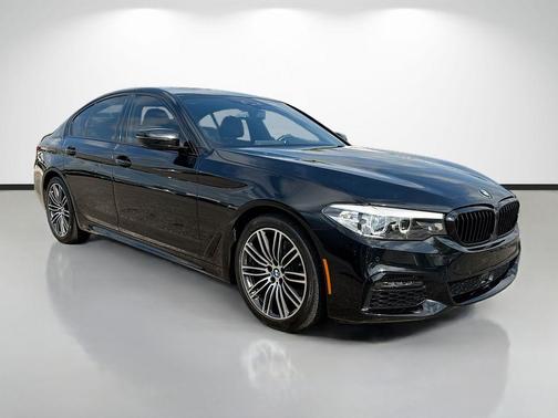 Black Sapphire Metallic 2020 BMW 540 i xDrive