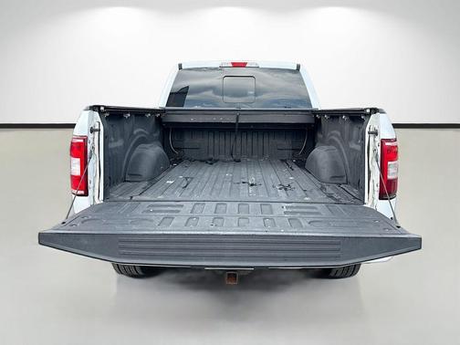 Oxford White 2018 Ford F-150 XLT