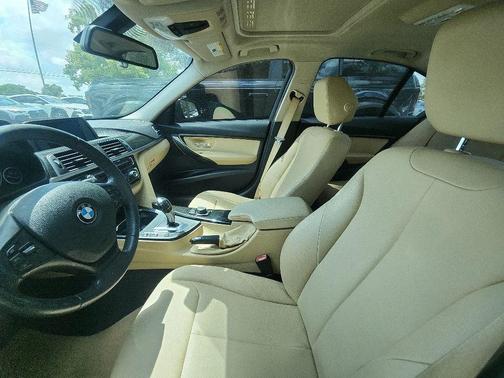 Jet Black 2017 BMW 320 i xDrive