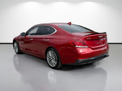 2020 Genesis G70 2.0T