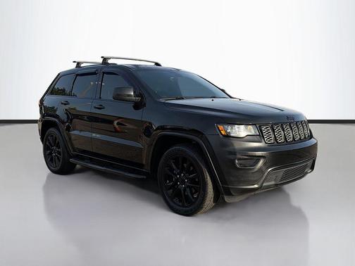 2017 Jeep Grand Cherokee Altitude