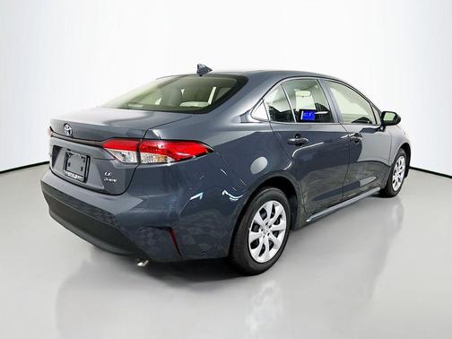 UNDERGROUND 2025 Toyota Corolla Hybrid LE