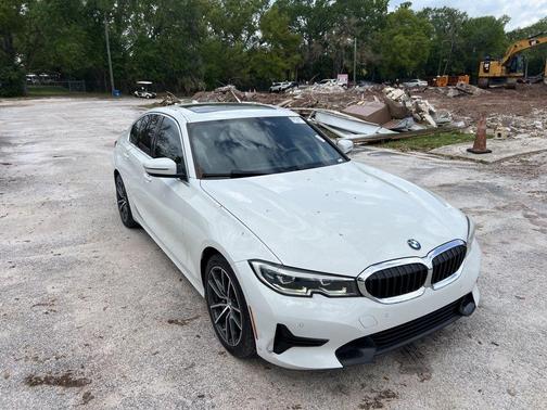 2021 BMW 330 i