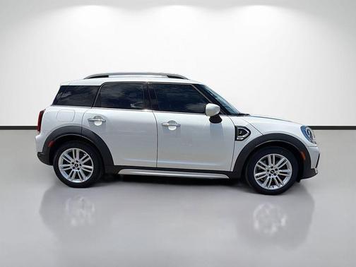 White Metallic 2024 MINI Countryman Cooper S