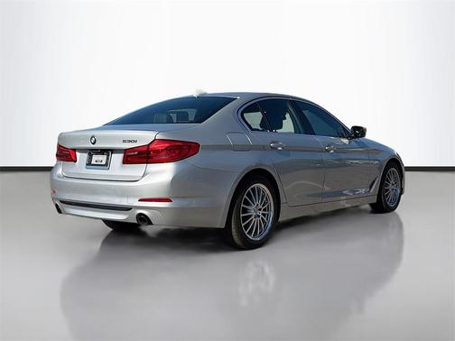 2019 BMW 530 i