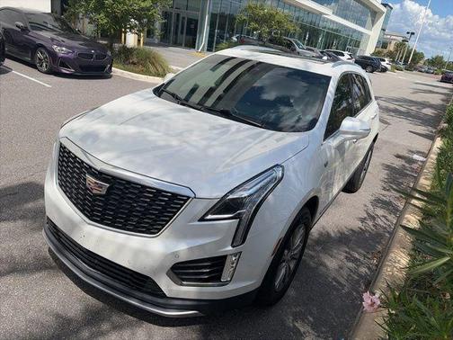 Crystal White Tri-Coat 2021 Cadillac XT5 Premium Luxury