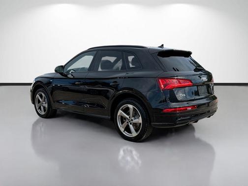 2020 Audi Q5 40 Premium Plus