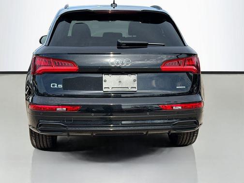 2020 Audi Q5 40 Premium Plus