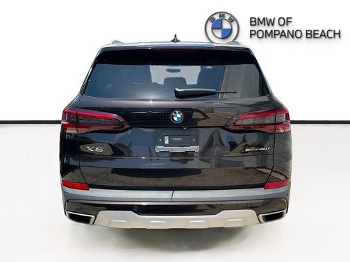 Sparkling Brown Metallic 2021 BMW X5 sDrive40i