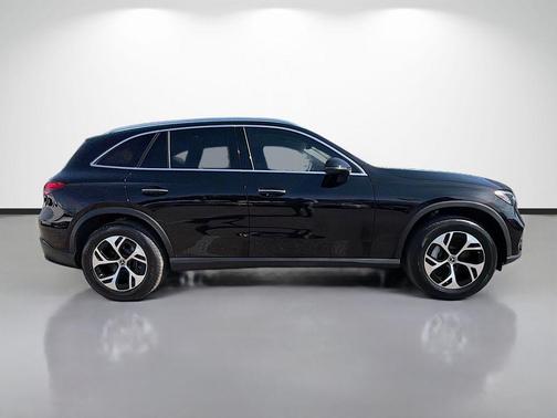 2025 Mercedes-Benz GLC 350e Base 4MATIC