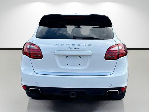 2012 Porsche Cayenne Base