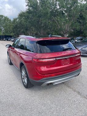 Red Carpet 2020 Lincoln Corsair Standard