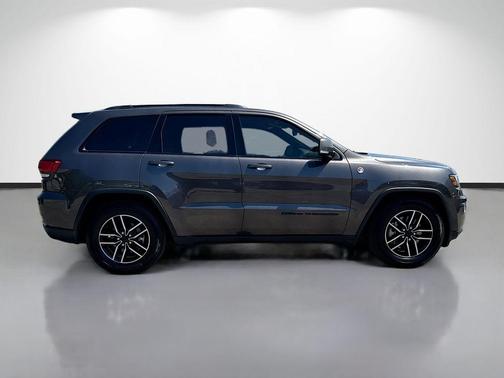 Granite Crystal Clearcoat Metallic 2021 Jeep Grand Cherokee Trailhawk