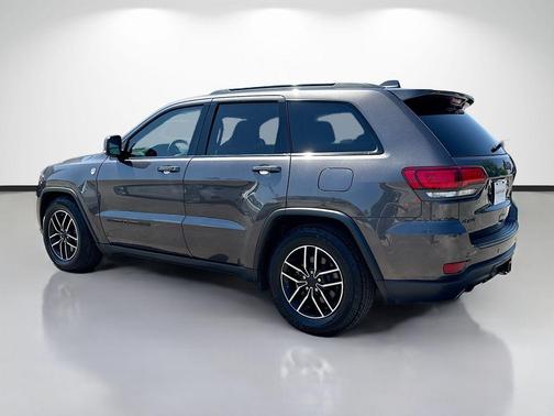 Granite Crystal Clearcoat Metallic 2021 Jeep Grand Cherokee Trailhawk