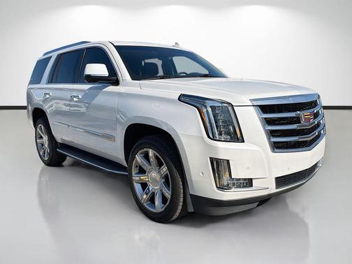 Crystal White Tri-Coat 2020 Cadillac Escalade Luxury