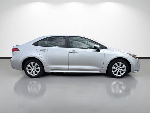 Classic Silver Metallic 2024 Toyota Corolla LE