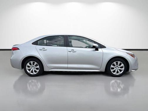 Classic Silver Metallic 2024 Toyota Corolla LE
