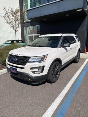 2017 Ford Explorer XLT