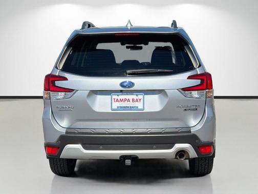 Ice Silver Metallic 2019 Subaru Forester Touring