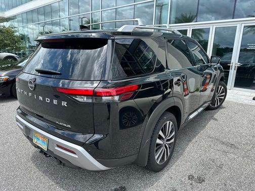 Black 2022 Nissan Pathfinder Platinum