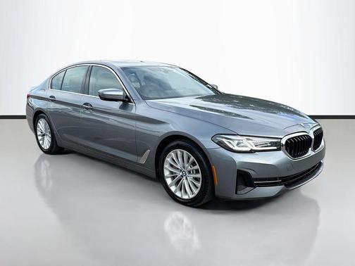 2021 BMW 530 i